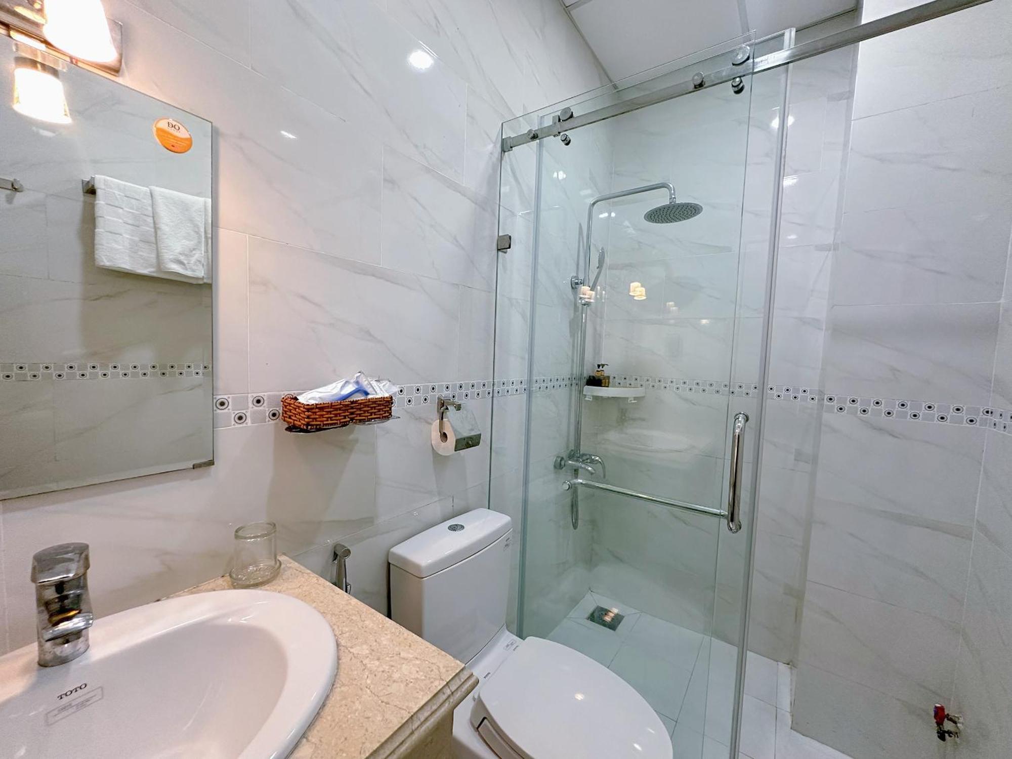 Tra My Hotel - Saigon Center Хошимин Экстерьер фото